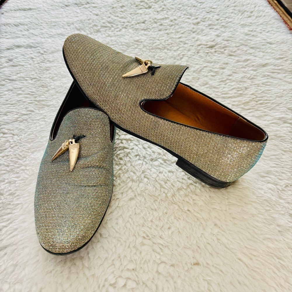 Steve Madden Metallic Silver Slide On/Loafers Men’s Shoes size 10M